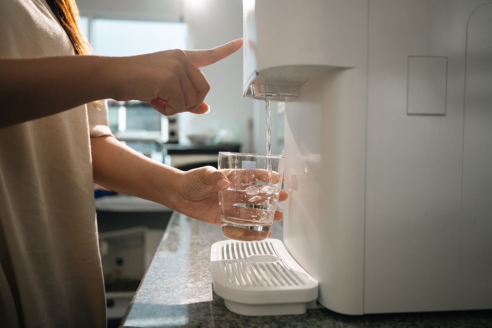 Purificador de Agua com Alcalinizacao Vale a Pena Entenda os Beneficios e Cuidados